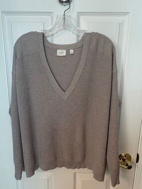 Womens Cyrus Pullover V-Neck Sweater, XL
